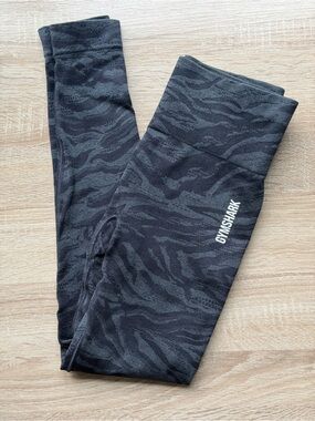 Gymshark Black & Charcoal Tiger-Print Seamless Leggings